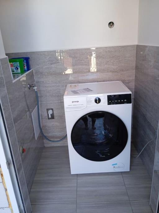 Apartmani Mira Zára Kültér fotó